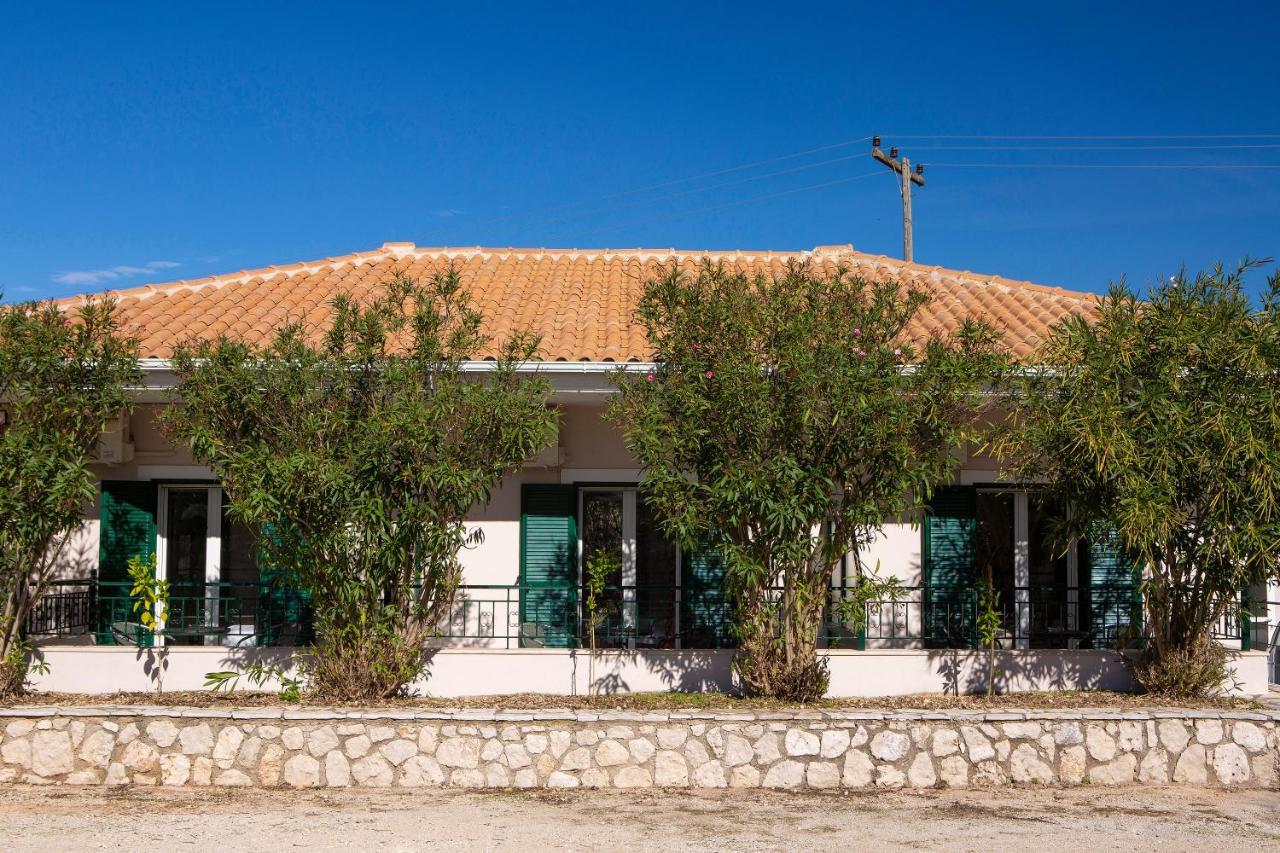 Spacious Studios Lefkada Mountain View Near Beach Dragano Dış mekan fotoğraf